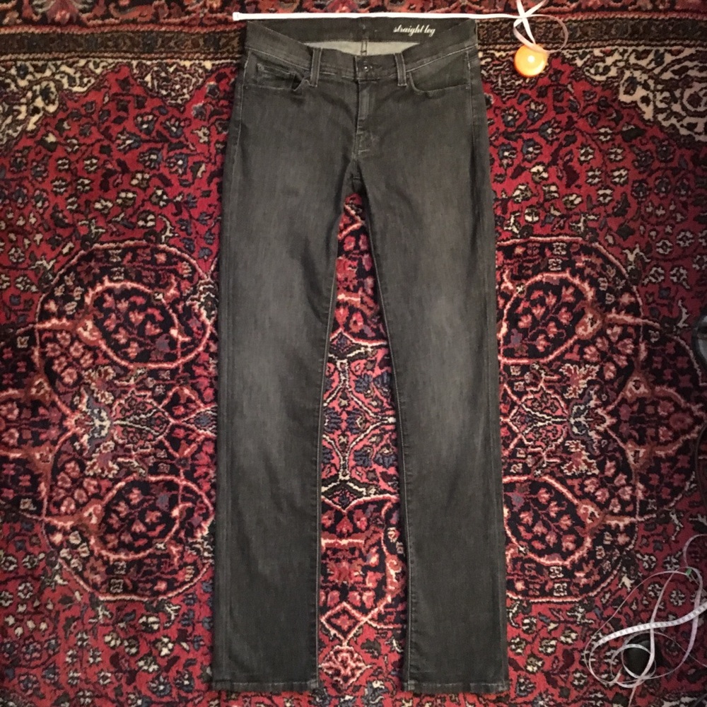Seven for all Mankind Straight Leg Jean Size 27
